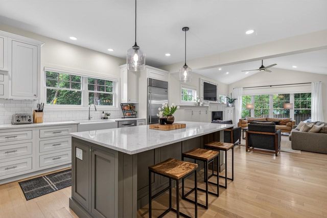309 Kensington Drive, Madison, WI 53704
