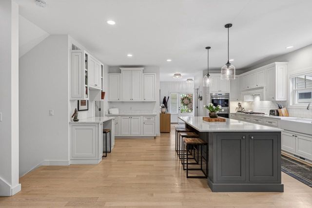 309 Kensington Drive, Madison, WI 53704