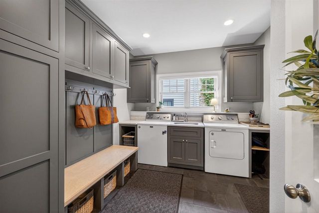 309 Kensington Drive, Madison, WI 53704