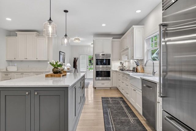 309 Kensington Drive, Madison, WI 53704