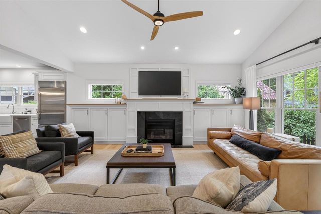 309 Kensington Drive, Madison, WI 53704