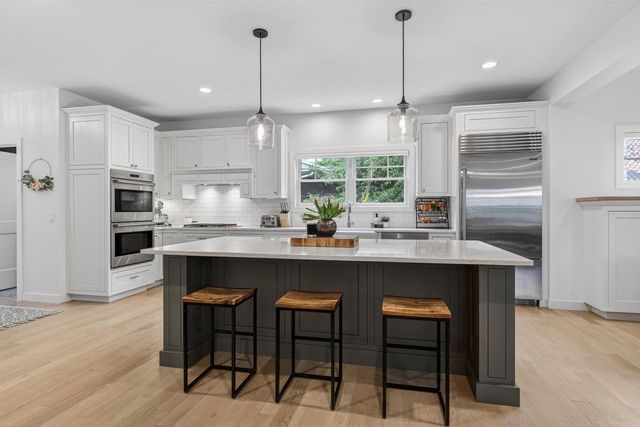309 Kensington Drive, Madison, WI 53704