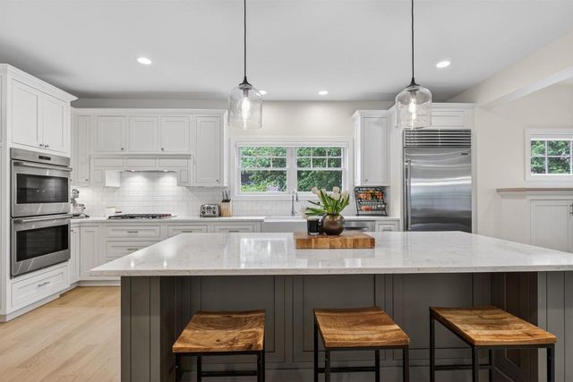 309 Kensington Drive, Madison, WI 53704