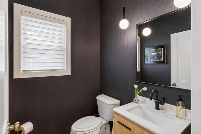 309 Kensington Drive, Madison, WI 53704