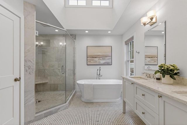 309 Kensington Drive, Madison, WI 53704