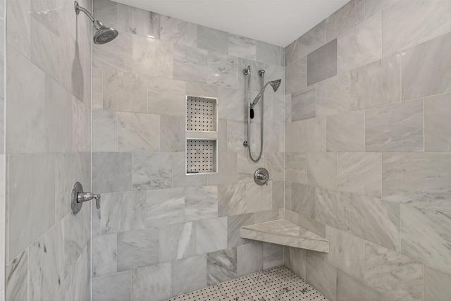 309 Kensington Drive, Madison, WI 53704
