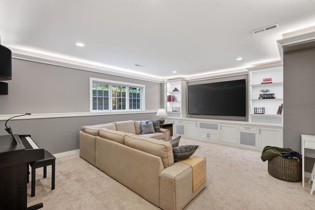 309 Kensington Drive, Madison, WI 53704