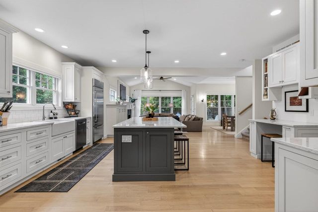 309 Kensington Drive, Madison, WI 53704