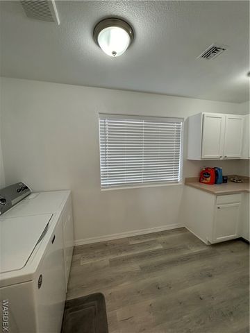 2191 Seneca Street, Kingman, AZ 86401