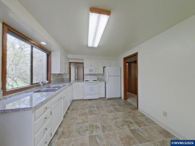 3146 NW Greenbriar Pl, Corvallis, OR 97330