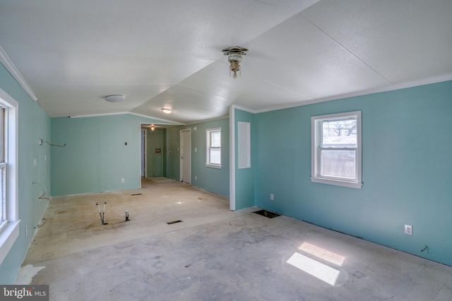 2951 BOWERS BEACH RD, Frederica, DE 19946