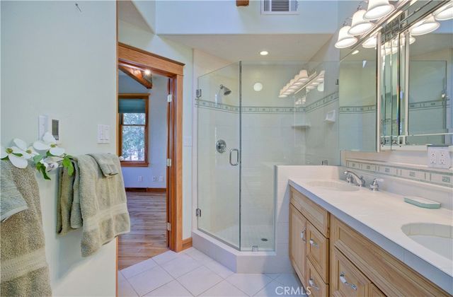 24782 Altdorf, Crestline, CA 92325