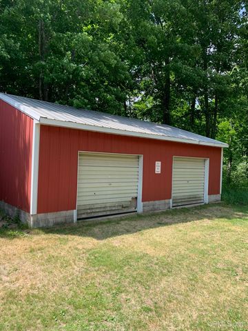 4995 E Slapneck Road, Chatham, MI 49816