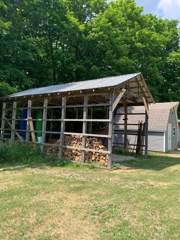 4995 E Slapneck Road, Chatham, MI 49816