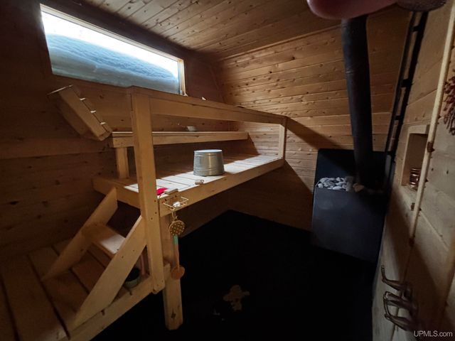 4995 E Slapneck Road, Chatham, MI 49816