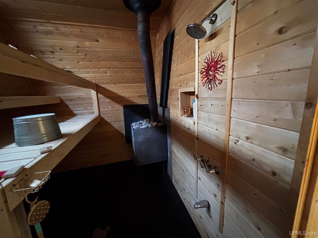 4995 E Slapneck Road, Chatham, MI 49816