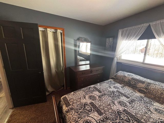 4995 E Slapneck Road, Chatham, MI 49816