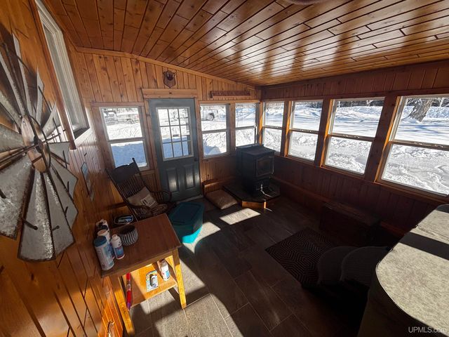 4995 E Slapneck Road, Chatham, MI 49816