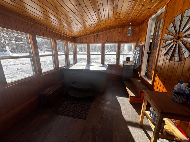 4995 E Slapneck Road, Chatham, MI 49816