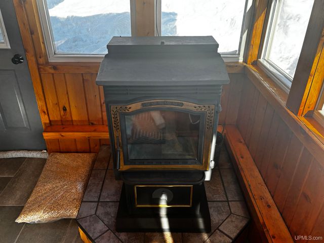 4995 E Slapneck Road, Chatham, MI 49816