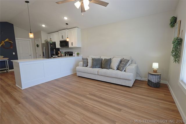 626 S Chickasaw Avenue, Haskell, OK 74436