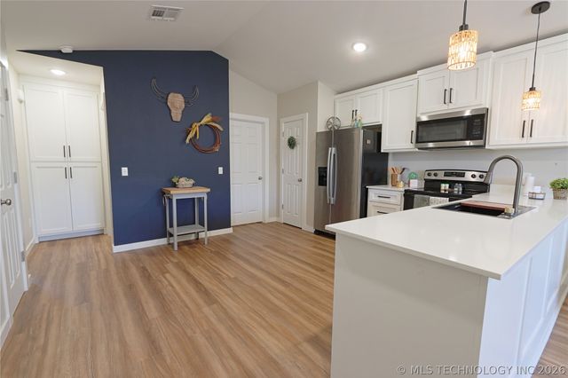 626 S Chickasaw Avenue, Haskell, OK 74436