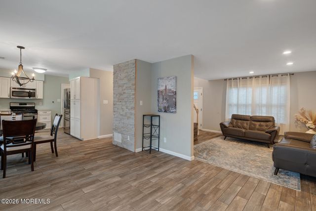223 Serpent Lane, Manahawkin, NJ 08050