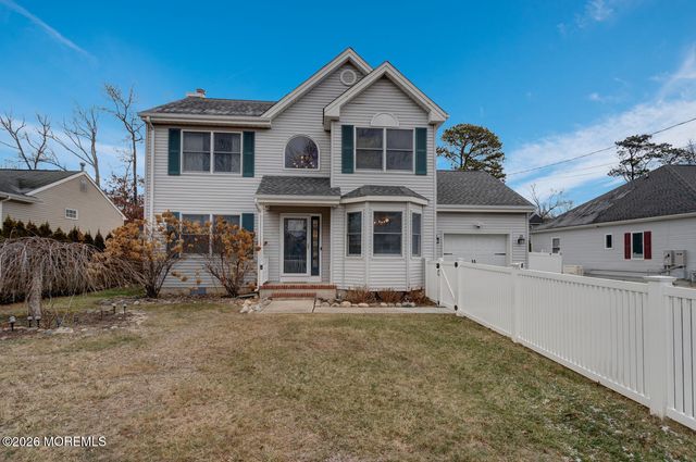 223 Serpent Lane, Manahawkin, NJ 08050