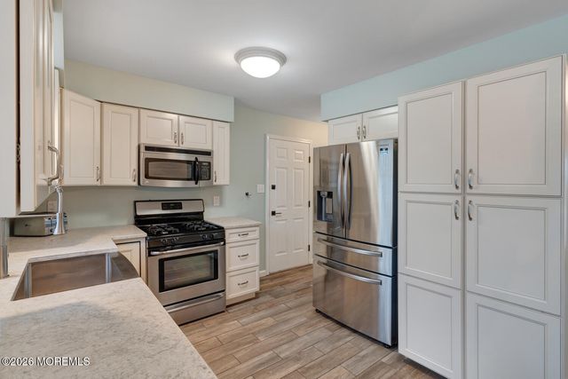 223 Serpent Lane, Manahawkin, NJ 08050
