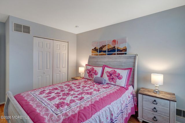 223 Serpent Lane, Manahawkin, NJ 08050