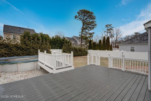 223 Serpent Lane, Manahawkin, NJ 08050