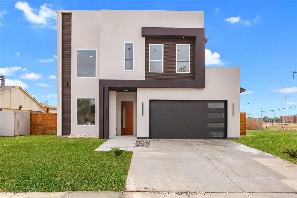 5204 Gibson Drive, The Colony, TX 75056