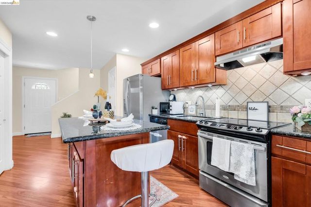 3917 Pacheco Blvd, Martinez, CA 94553