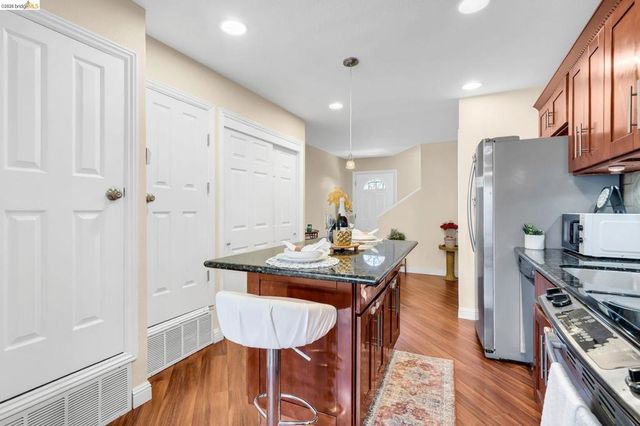 3917 Pacheco Blvd, Martinez, CA 94553