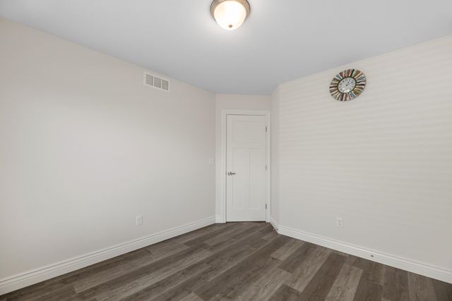2130 S Tara Falls St, Wichita, KS 67207