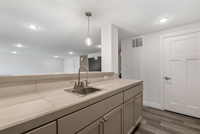 2130 S Tara Falls St, Wichita, KS 67207
