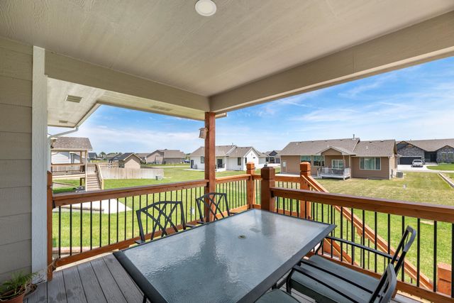 2130 S Tara Falls St, Wichita, KS 67207