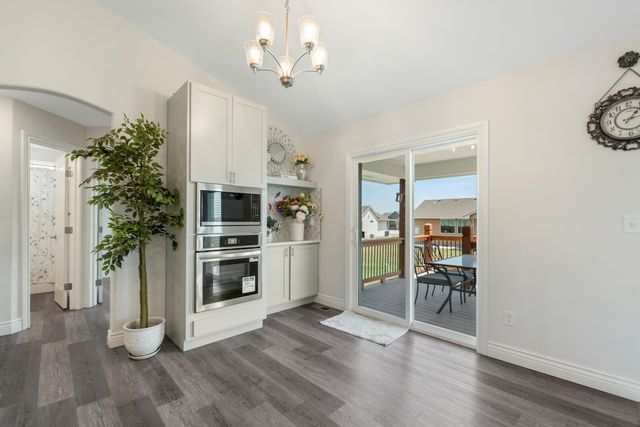 2130 S Tara Falls St, Wichita, KS 67207