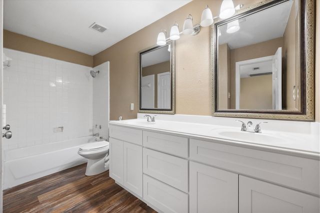 1916 Austin Street, Mansfield, TX 76063