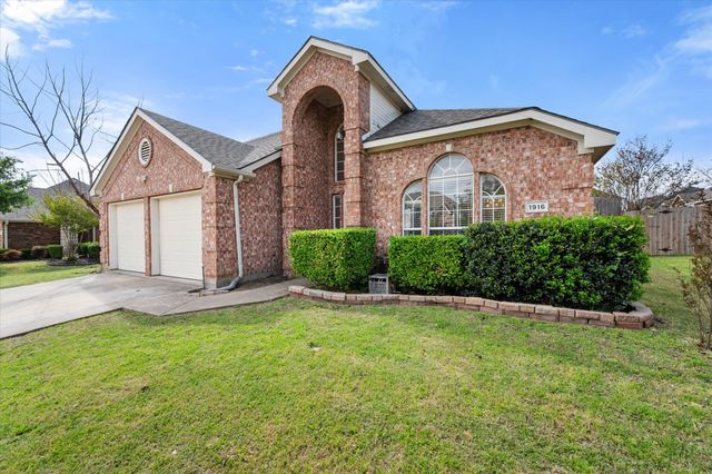 1916 Austin Street, Mansfield, TX 76063