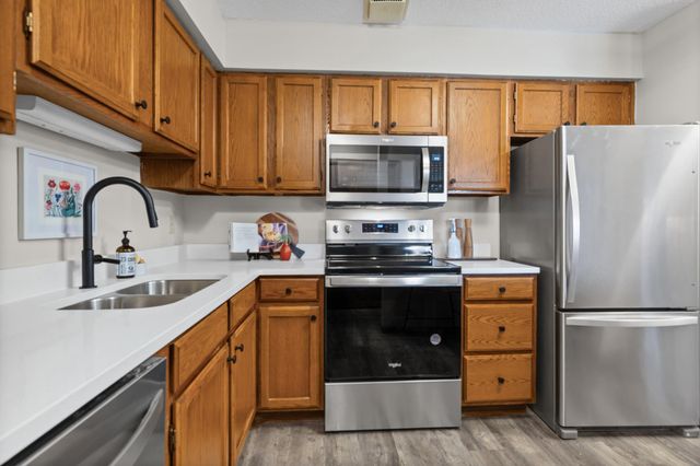 1000 41st Avenue NE 306, Columbia Heights, MN 55421