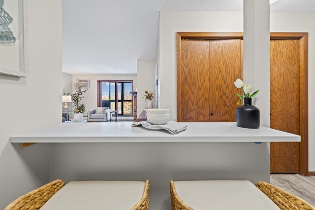 1000 41st Avenue NE 306, Columbia Heights, MN 55421