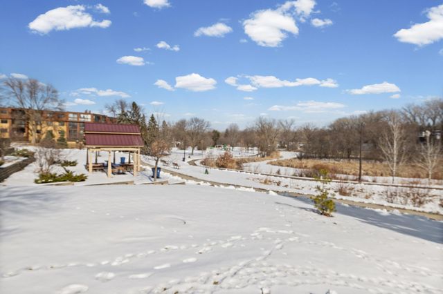 1000 41st Avenue NE 306, Columbia Heights, MN 55421