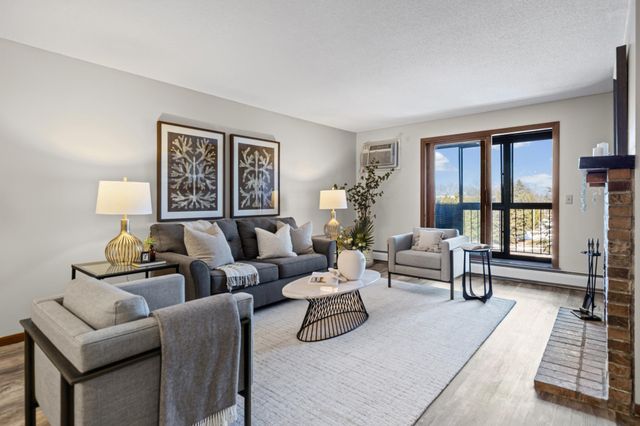 1000 41st Avenue NE 306, Columbia Heights, MN 55421