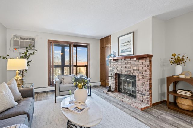 1000 41st Avenue NE 306, Columbia Heights, MN 55421