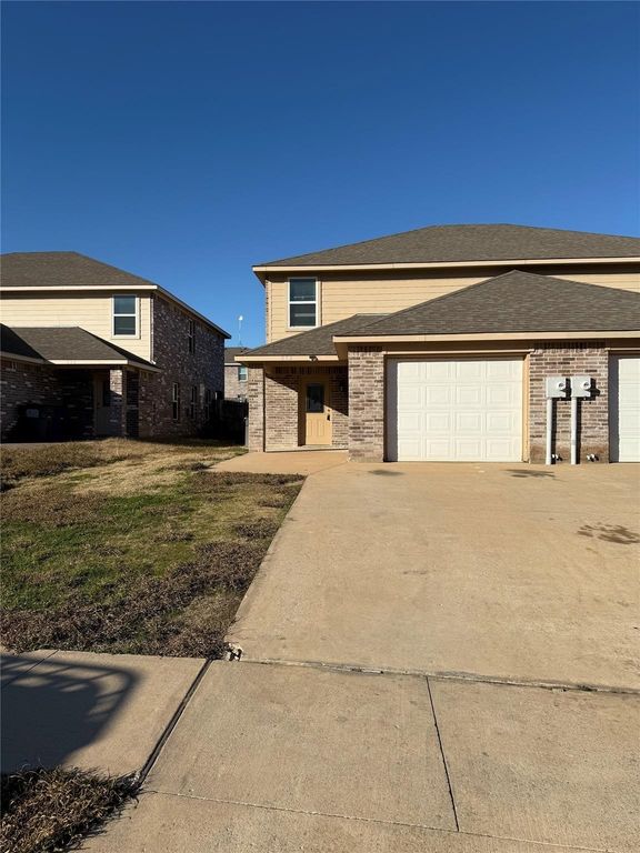812 Parkplace Ridge, Princeton, TX 75407