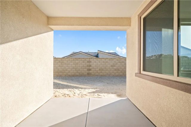 73759 Julie Lane, Palm Desert, CA 92211