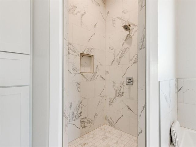 6304 Blackwood Boulevard, Oklahoma City, OK 73132