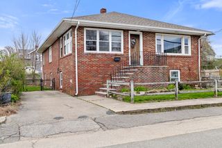 41 J St 1, Hull, MA 02045