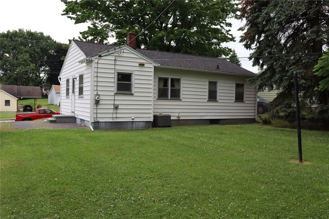 394 Pattonwood Drive, Irondequoit, NY 14617